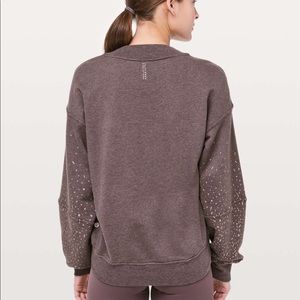 Lululemon sweat shirt